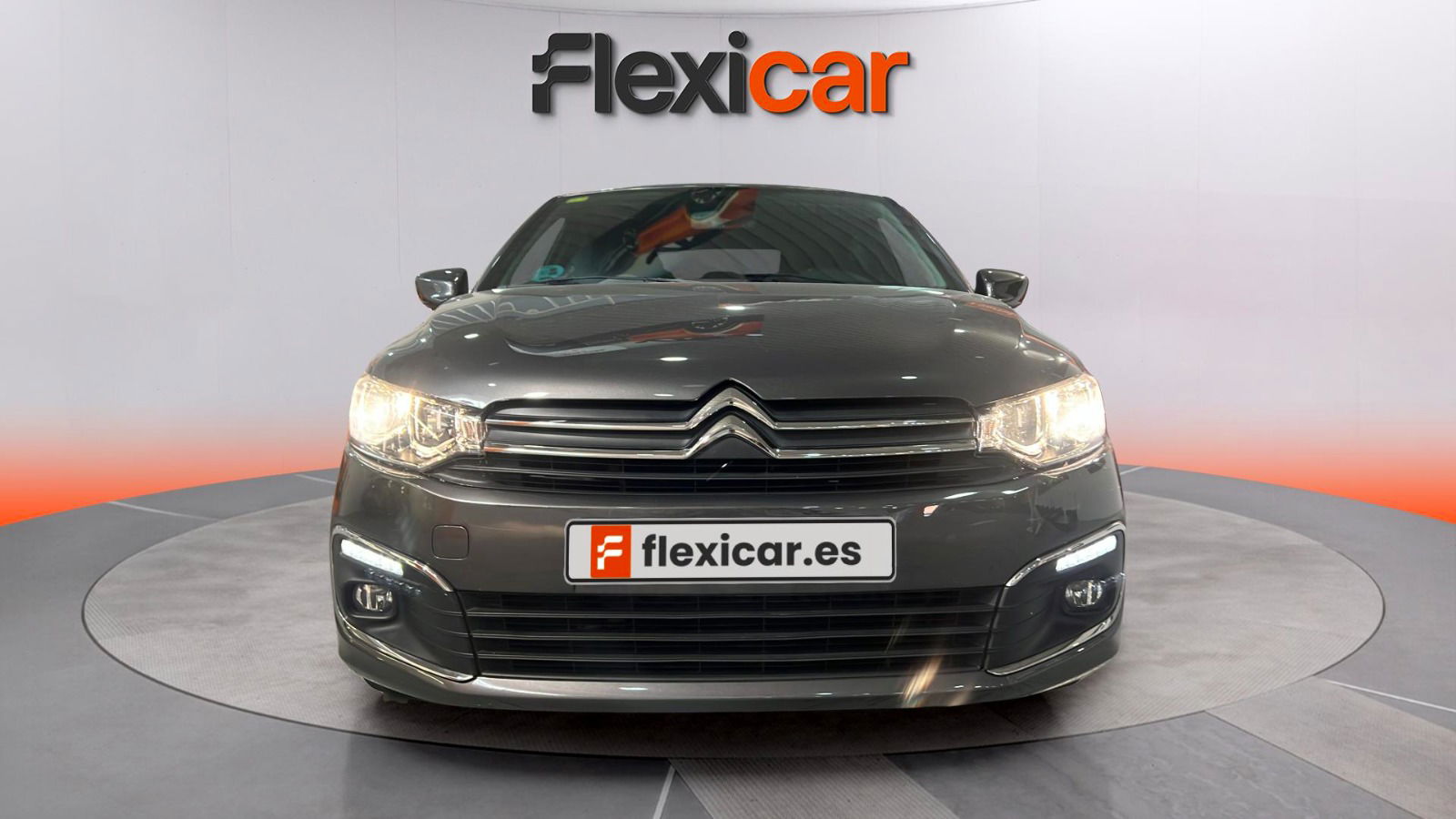 https://cdn-flexicar.caraffinity.it/public_appraisal_images_pro/images/stock/174114/RiPGdYkrL8__WhatsApp Image 2025-08-13 at 18.24.55.jpeg